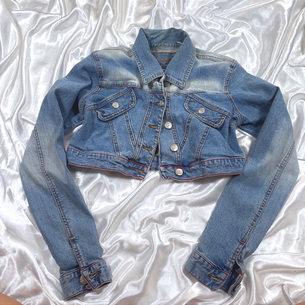 y2k Denim Jacket Blue Excellent Younique Cropped Frayed Hem Medium Wash Trucker